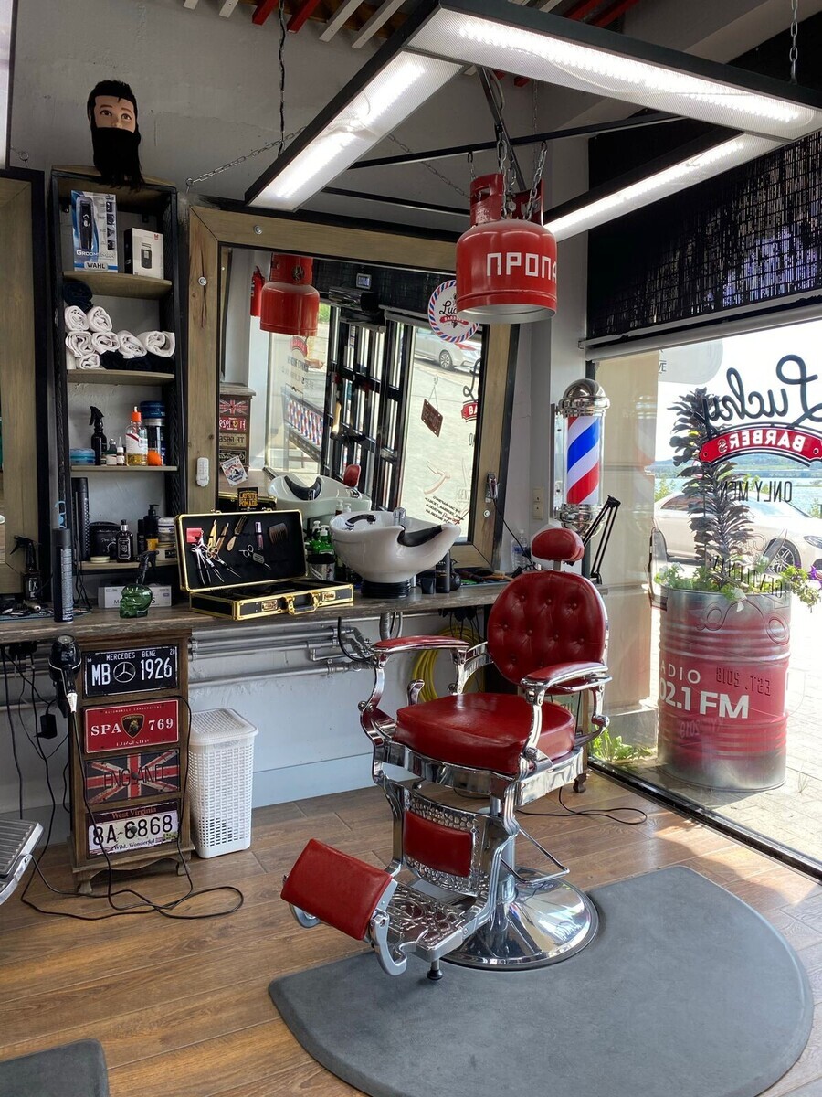 Салон красоты lucky Barbers, ул. Верхняя Набережная, д.145/1, г. Иркутск:  ☎️ телефон, отзывы, цены на услуги