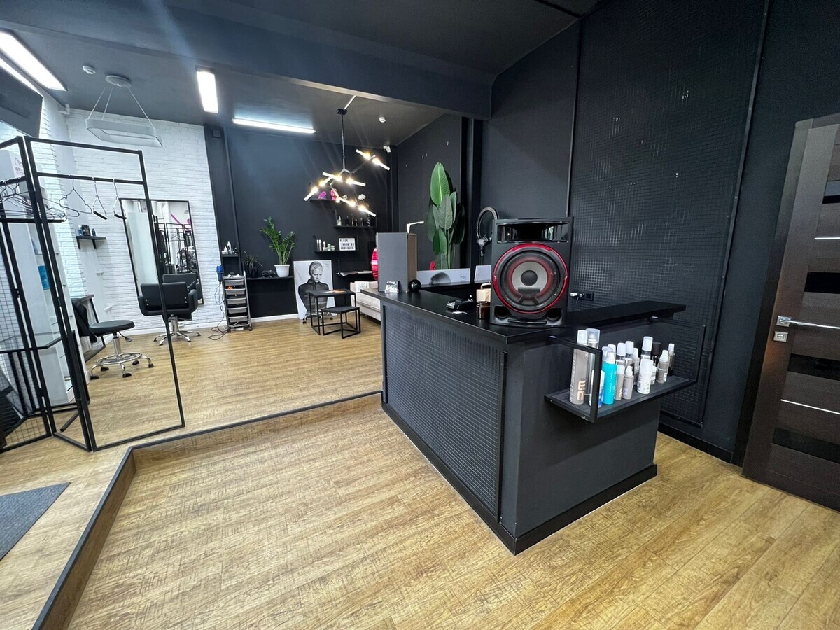 Салон Красоты Black Room Salon, адрес Аркадия Иванова, 8, Томск