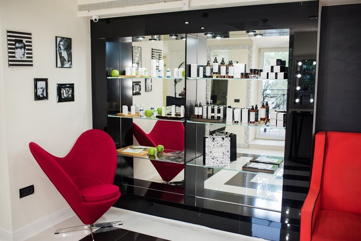 Лучшие салоны красоты. Стар салон красоты владивосток. Парикмахерская имидж владивосток. Салон красоты. Пальма владивосток студия красоты.