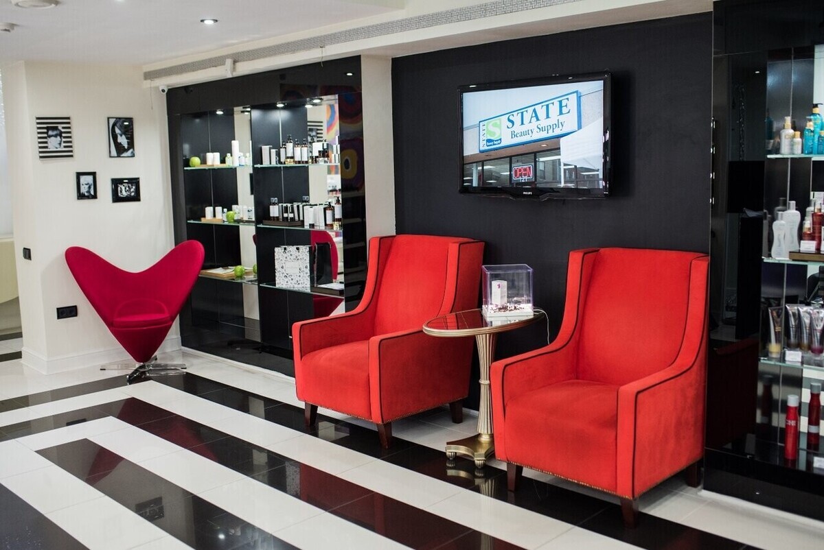 Студия красоты владивосток. Красоты владивостока. Парикмахерская жемчужина владивосток. Салон красоты акварель. Технология красоты владивосток.