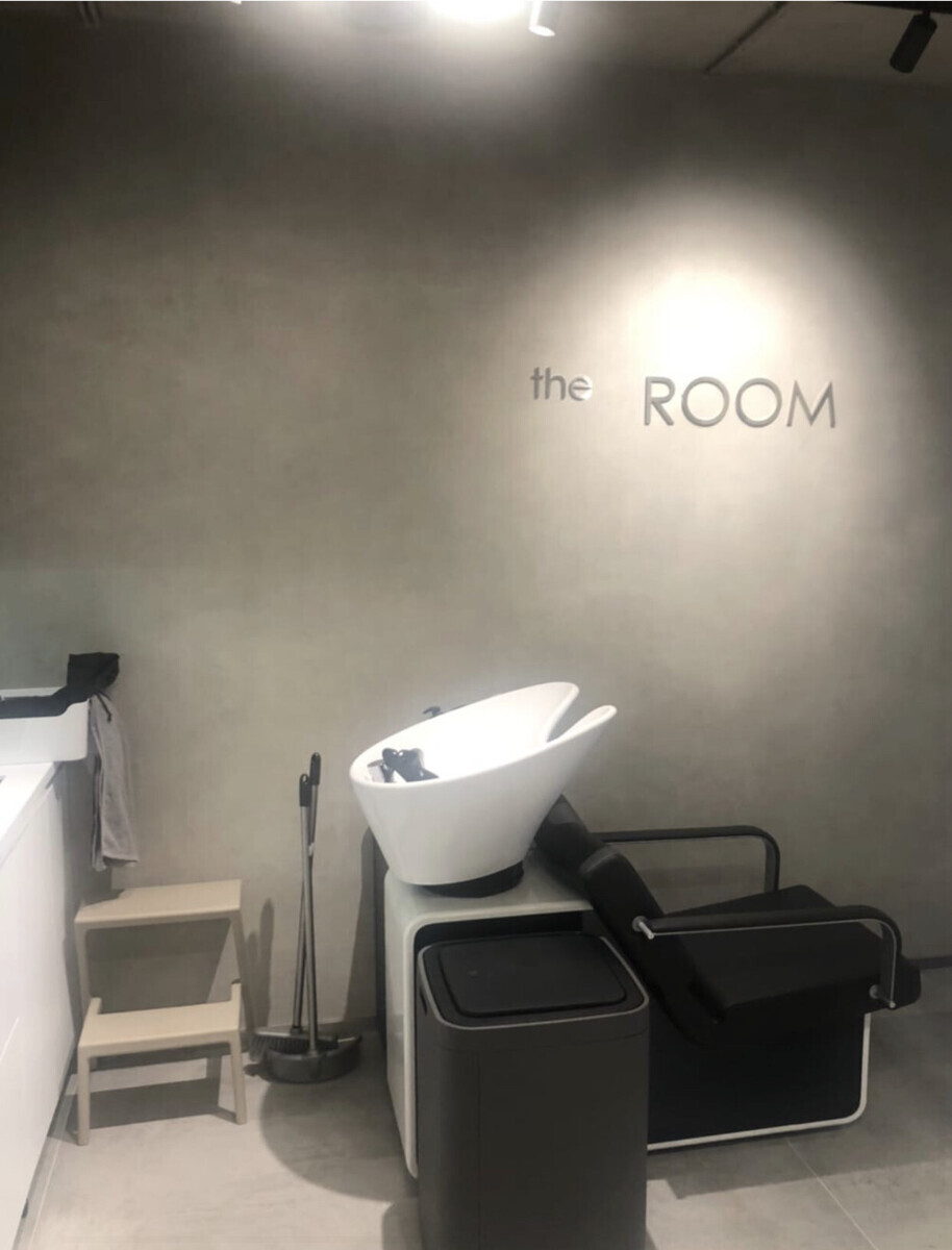 Салон красоты THE ROOM, ул. Социалистическая, д.21, стр.1, г.  Санкт-Петербург: ☎️ телефон, отзывы, цены на услуги