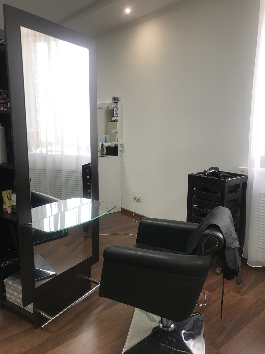 Салон Красоты Beauty salon, адрес Александра Матросова, 1, Тюмень с...