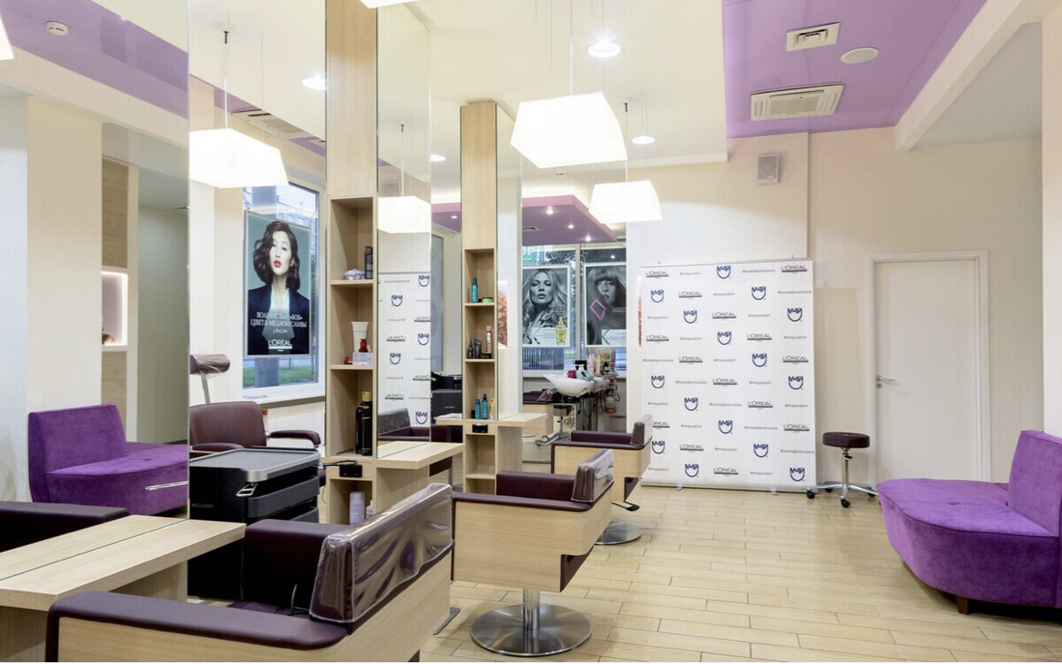 Салон красоты Май - Санкт-Петербург - Рабочая зона парикмахеров