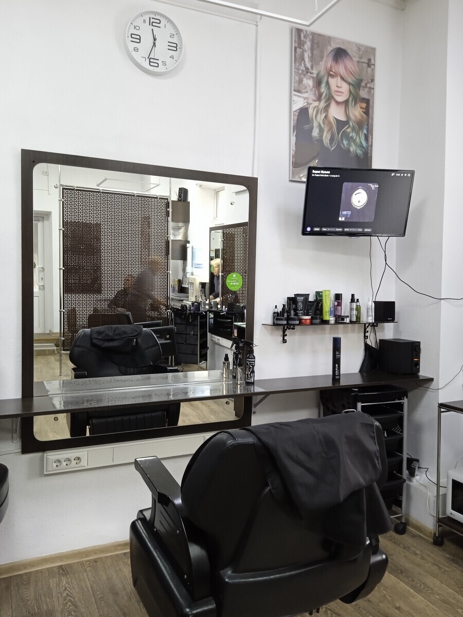 "Версия" - Хабаровск - Рабочая зона парикмахеров