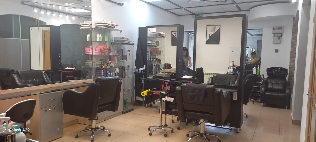 Лавали - Кемерово - Рабочая зона парикмахеров