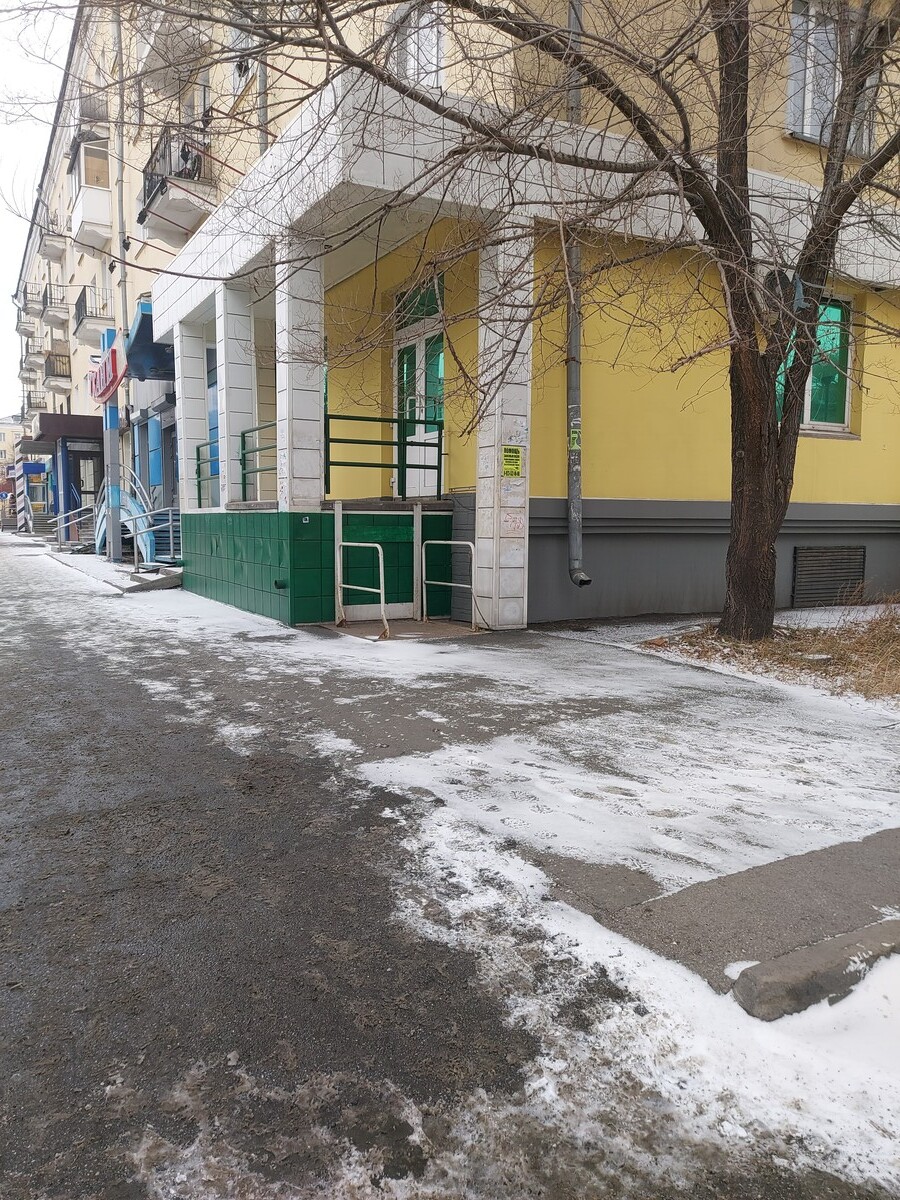 Рай - Новокузнецк - Витрина с улицы