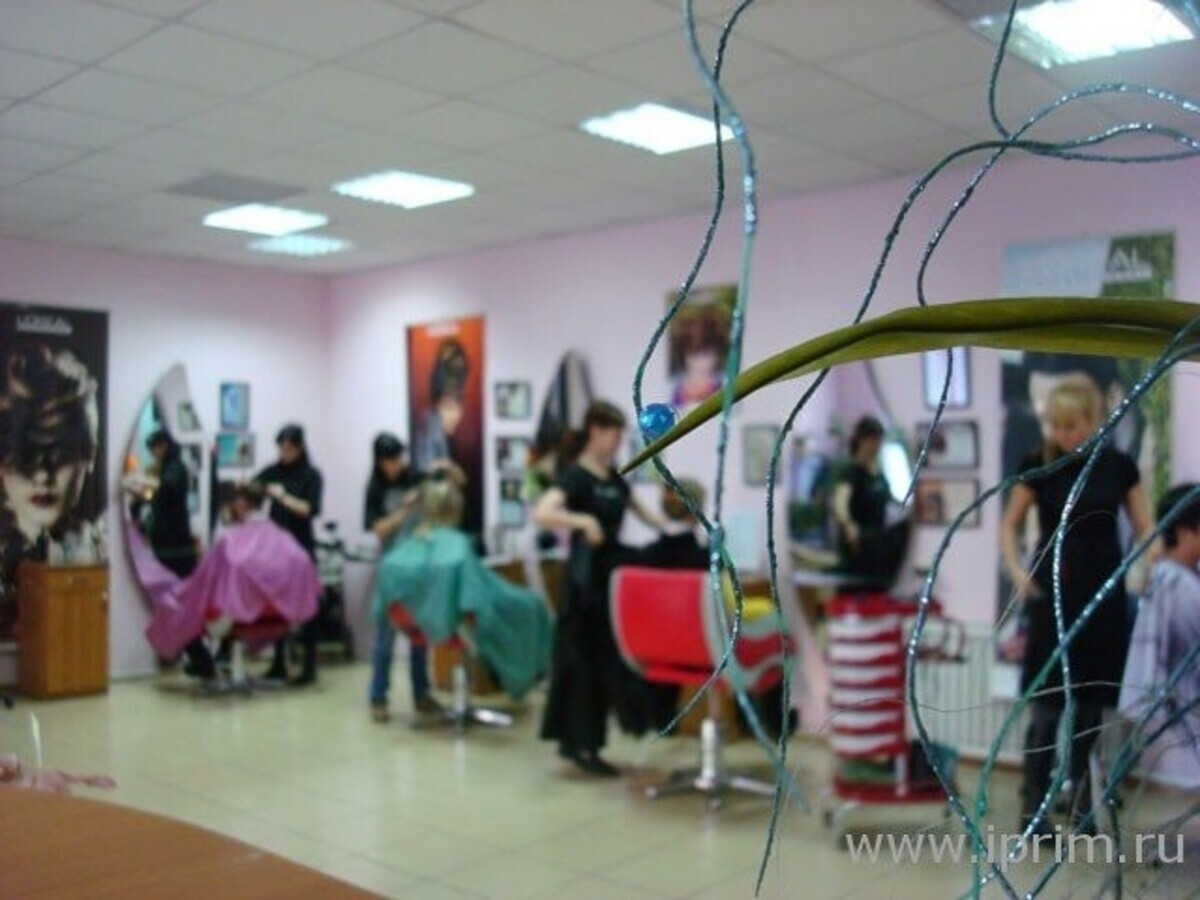 Корнель - Владивосток - Рабочая зона парикмахеров