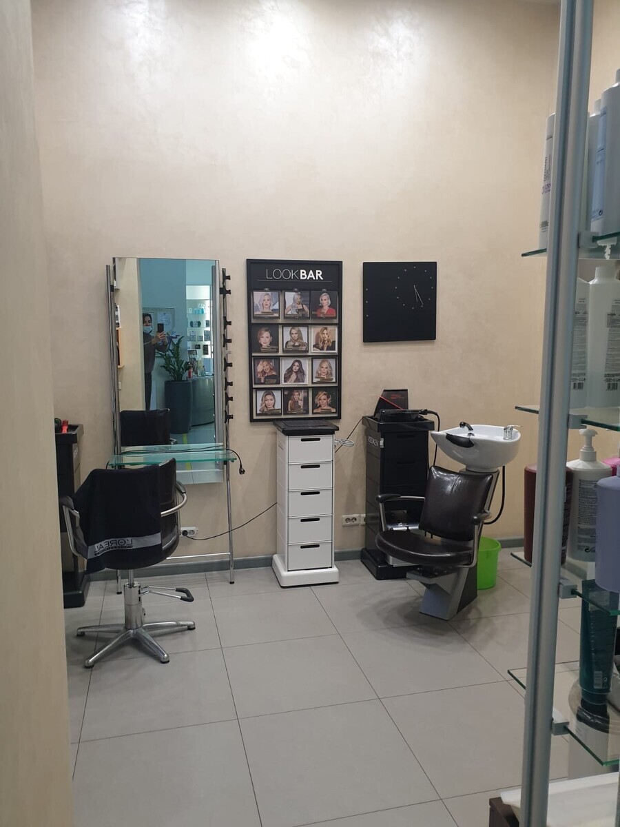 Центр лечебной косметики - Кемерово - Рабочая зона парикмахеров